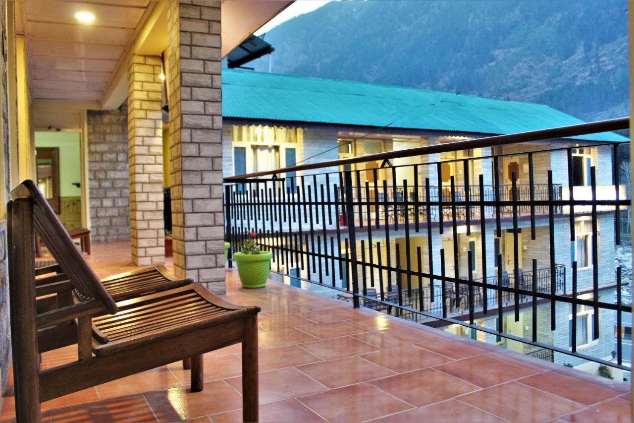 Hotel New Royal Manāli Eksteriør bilde