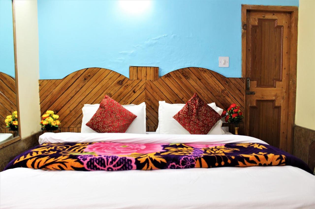 Hotel New Royal Manāli Eksteriør bilde