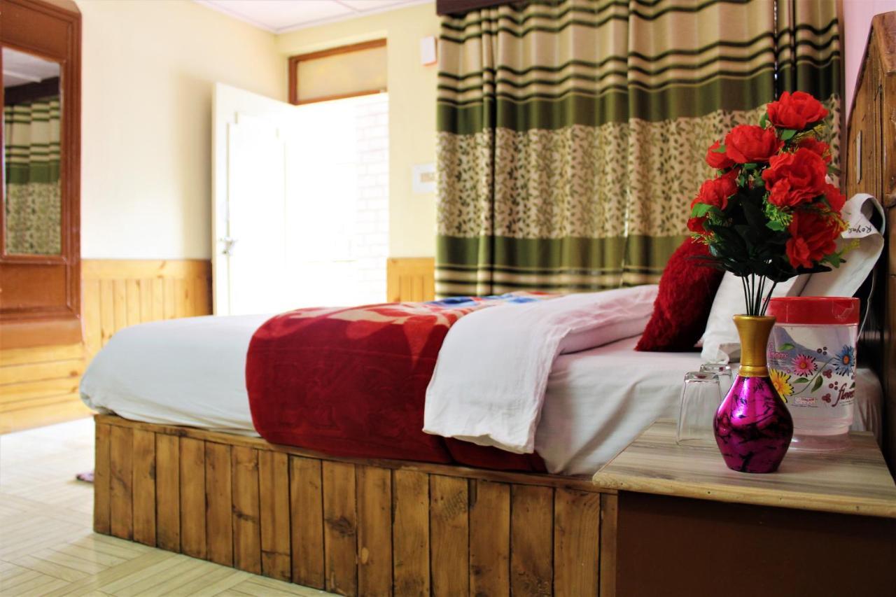 Hotel New Royal Manāli Eksteriør bilde