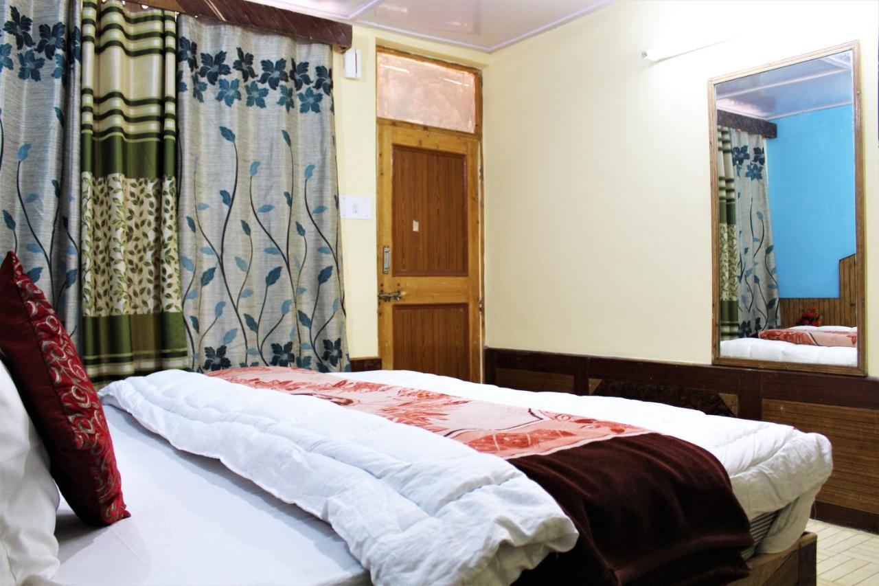 Hotel New Royal Manāli Eksteriør bilde
